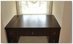 lisa_baumann_make_up_vanity_001